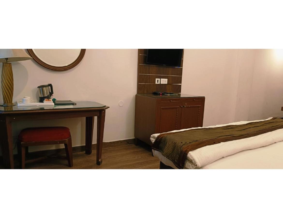 Jai Maa Hotel, Katra Homestay *